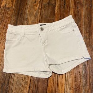 Stretchy White Shorts